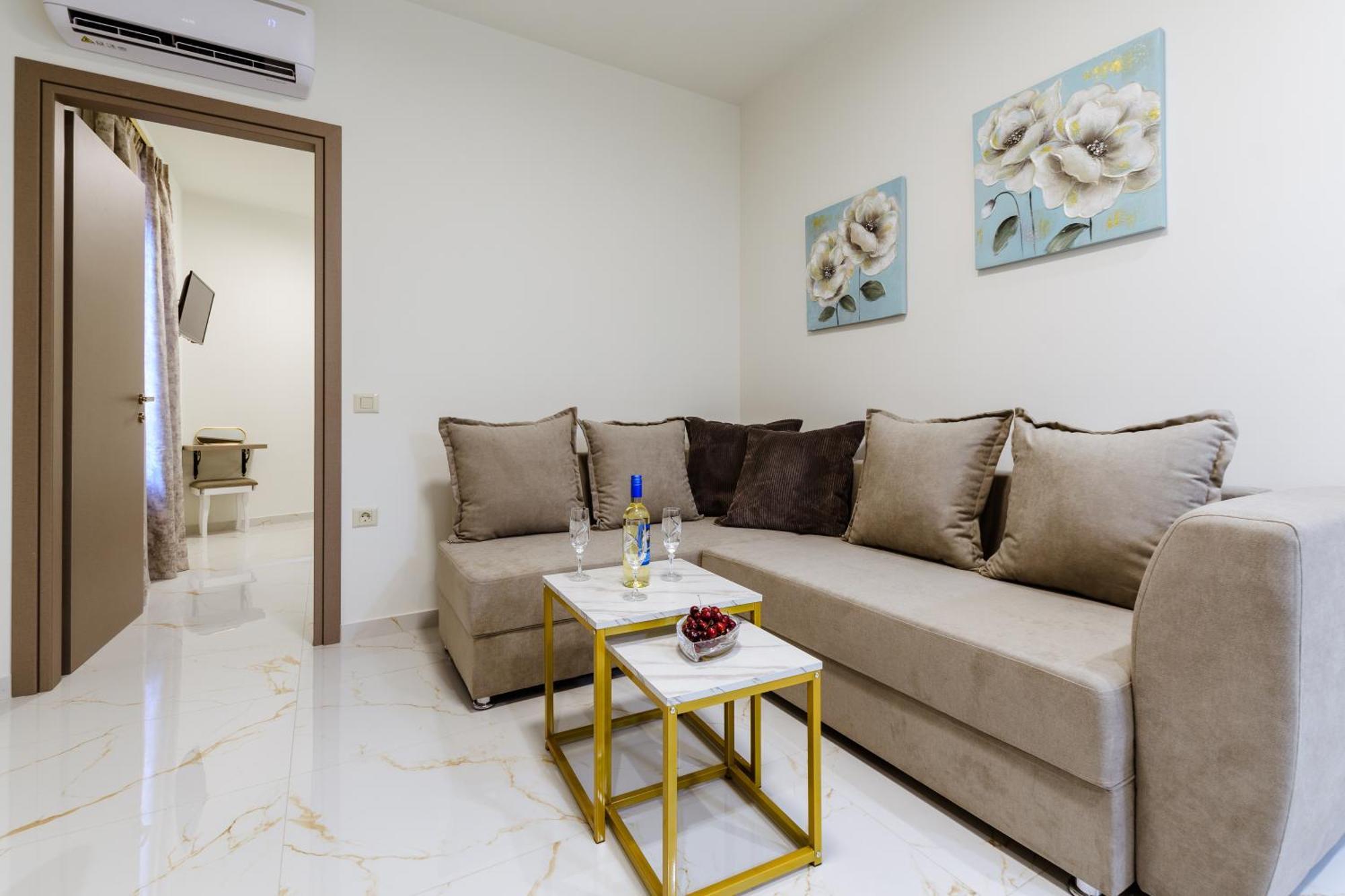 Konmari Boutique Suites Ханя Екстериор снимка