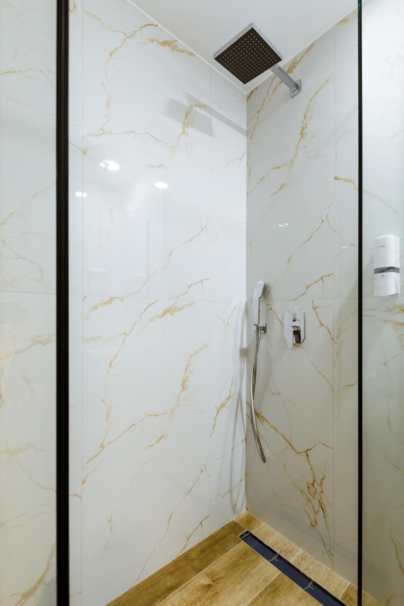 Konmari Boutique Suites Ханя Екстериор снимка
