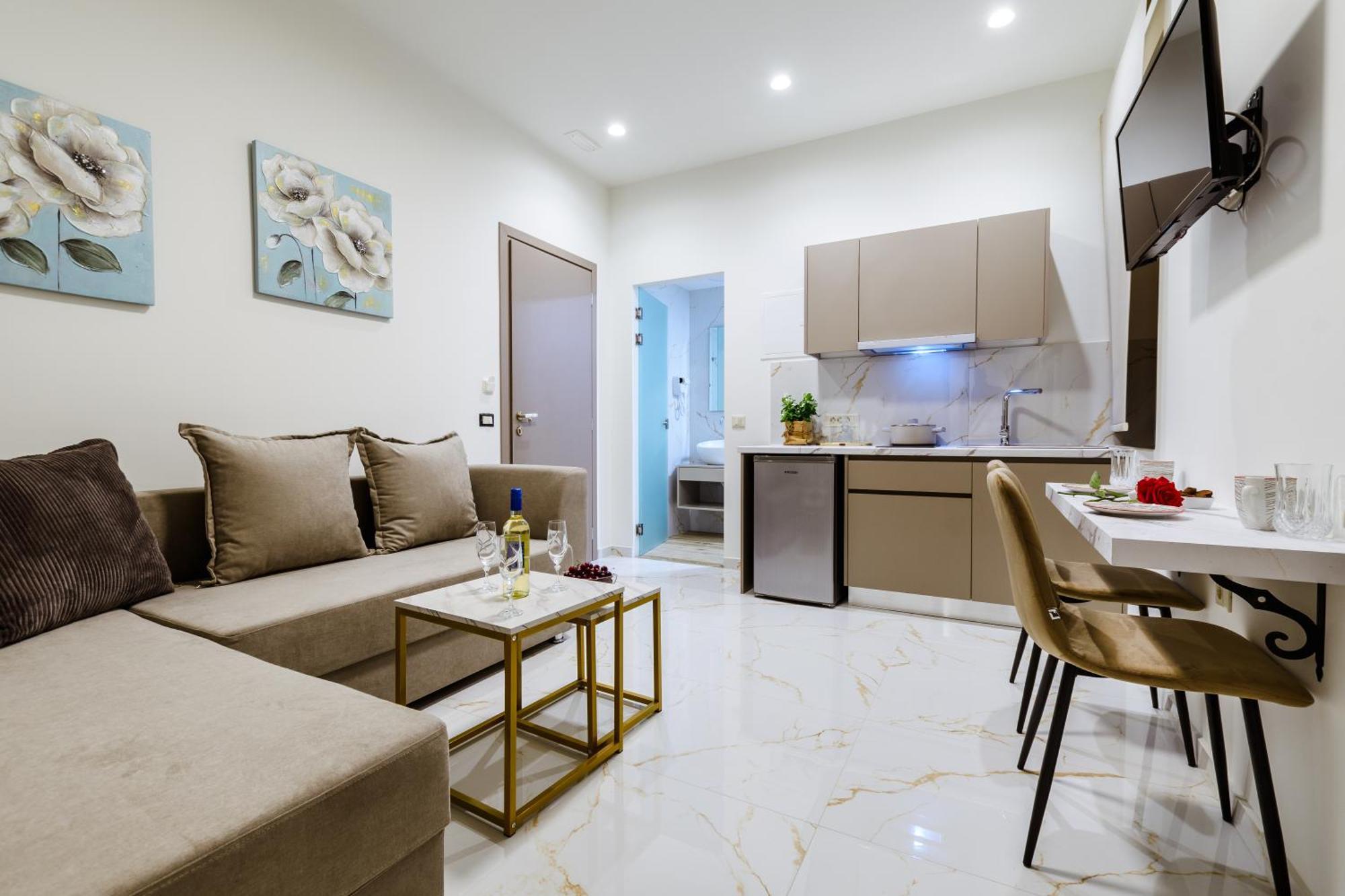 Konmari Boutique Suites Ханя Екстериор снимка